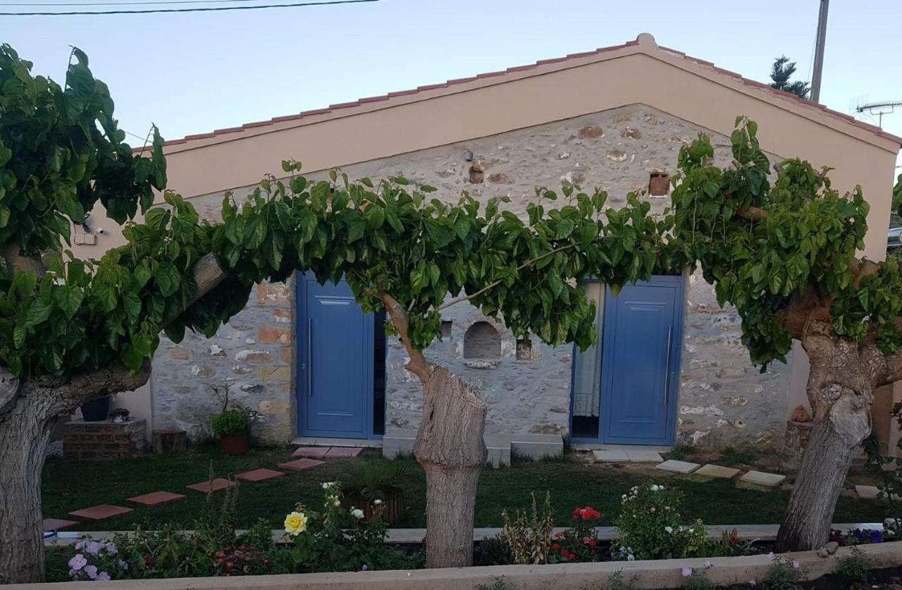 Laini Guest Houses Kouloukouthiana Екстериор снимка