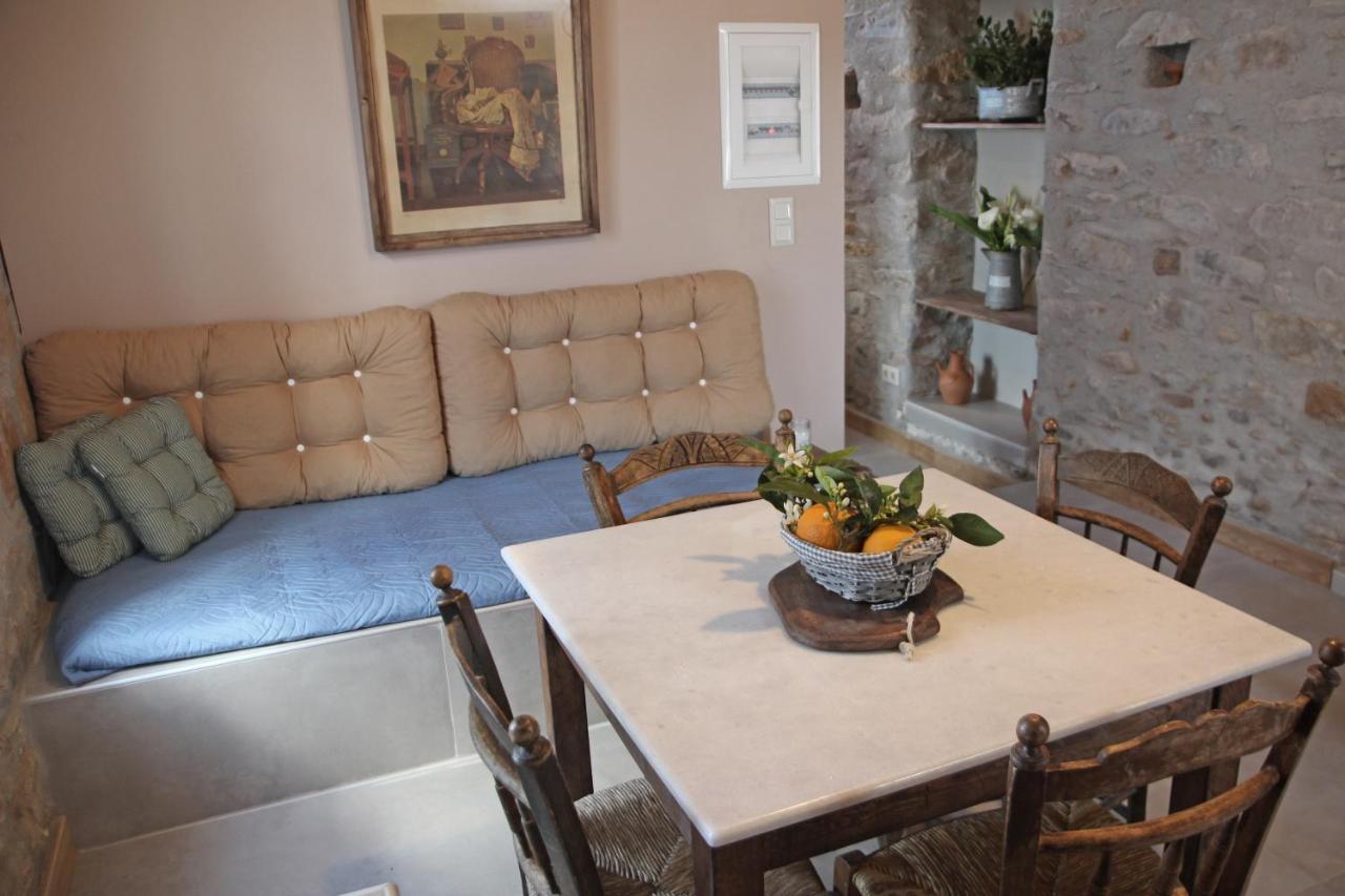 Laini Guest Houses Kouloukouthiana Екстериор снимка