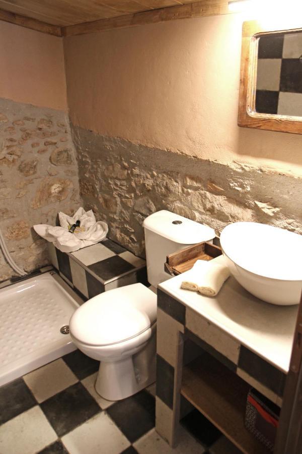 Laini Guest Houses Kouloukouthiana Екстериор снимка