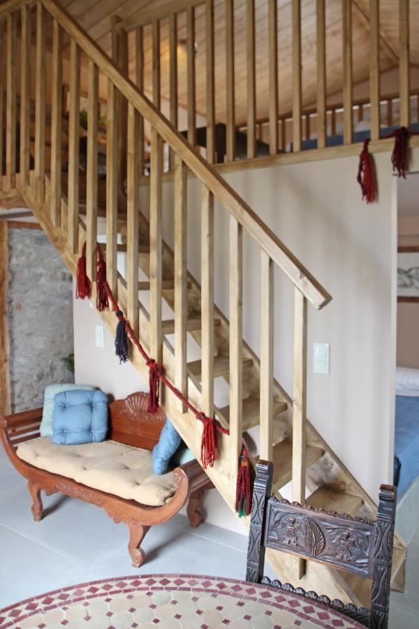 Laini Guest Houses Kouloukouthiana Екстериор снимка